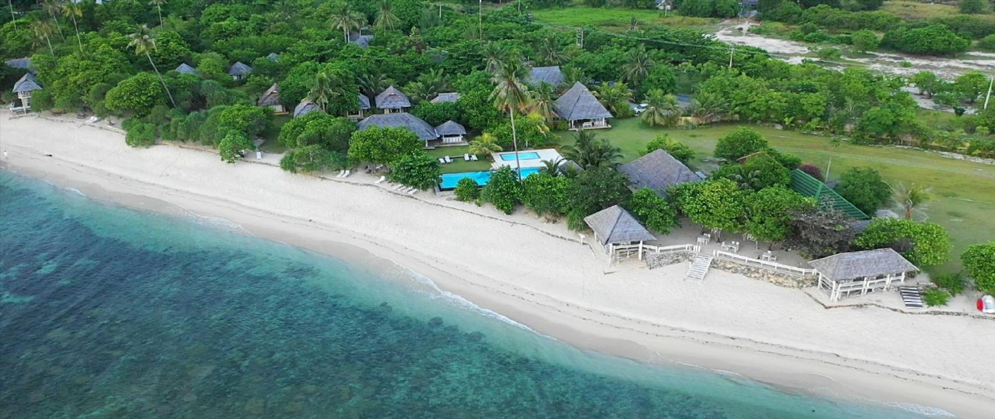 Trikora Beach Club And Resort Teluk Bakau Exterior foto