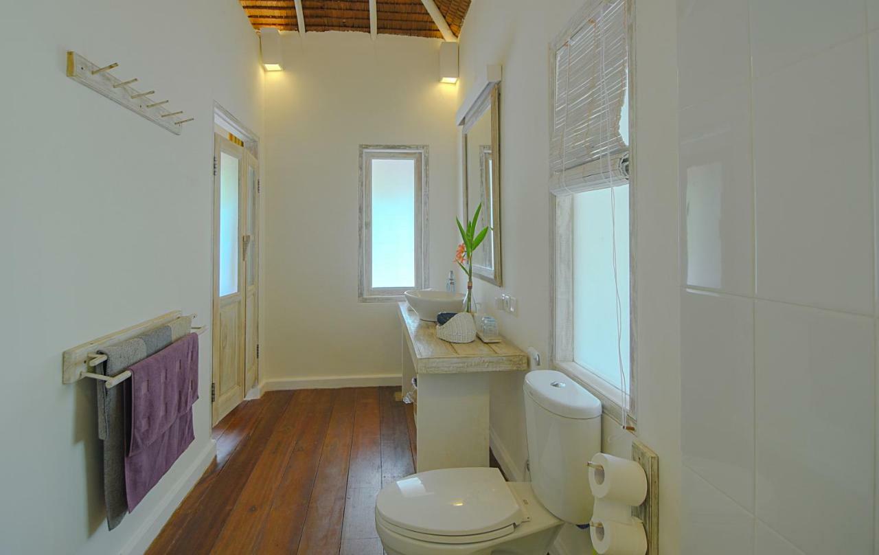 Trikora Beach Club And Resort Teluk Bakau Exterior foto